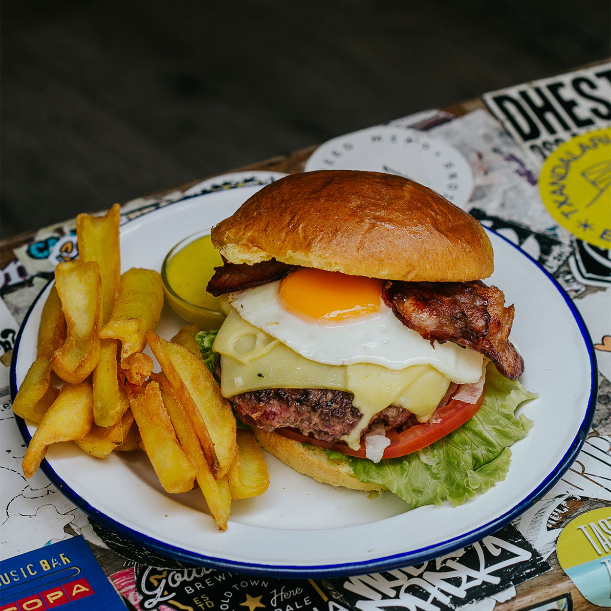 Hamburguesa Completa Garua